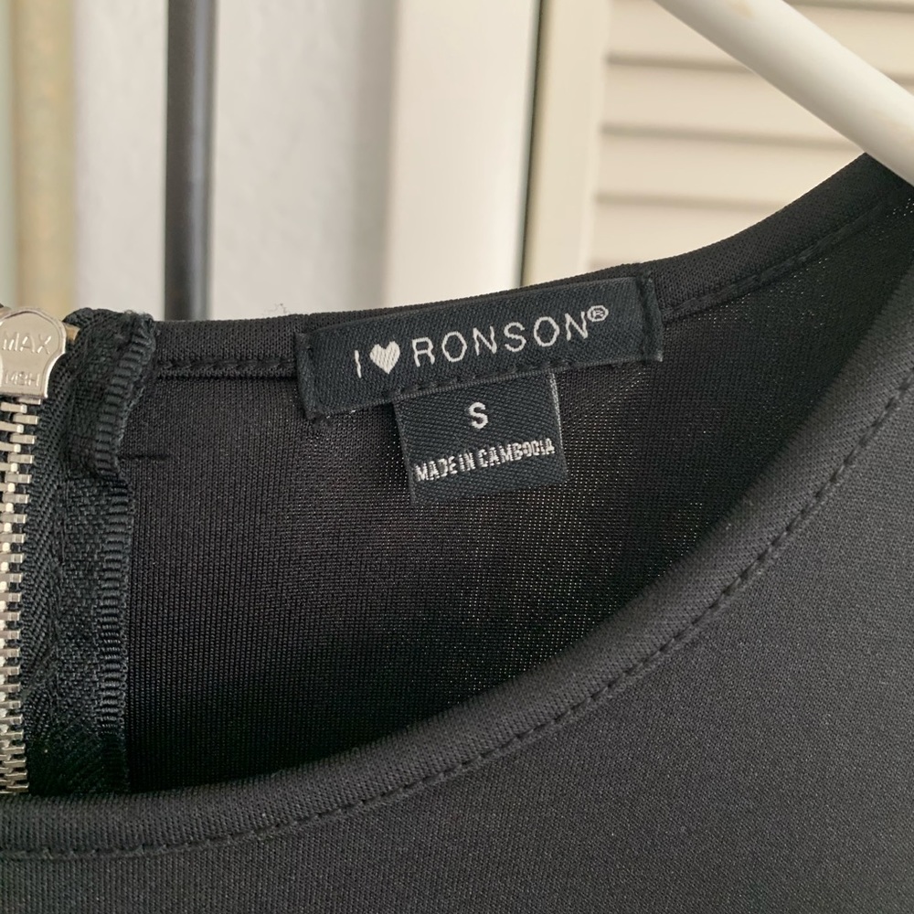 I ❤️Ronson Crop Top - Picture 3 of 3